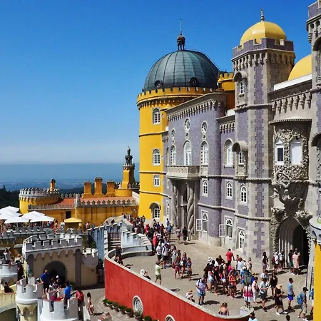 Quarto em Acomodações Particulares Estoril, *